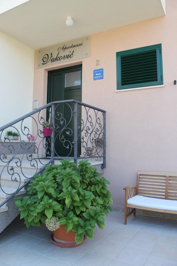 Apartments Vukovic Podstrana Bagian luar foto